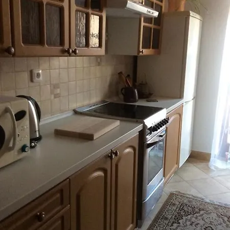 Dlouha 93